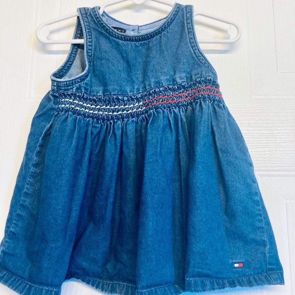 Tommy‎ Hilfiger Denim Dress Baby Girls 6-12M Blue Smocked Embroidered Vintage